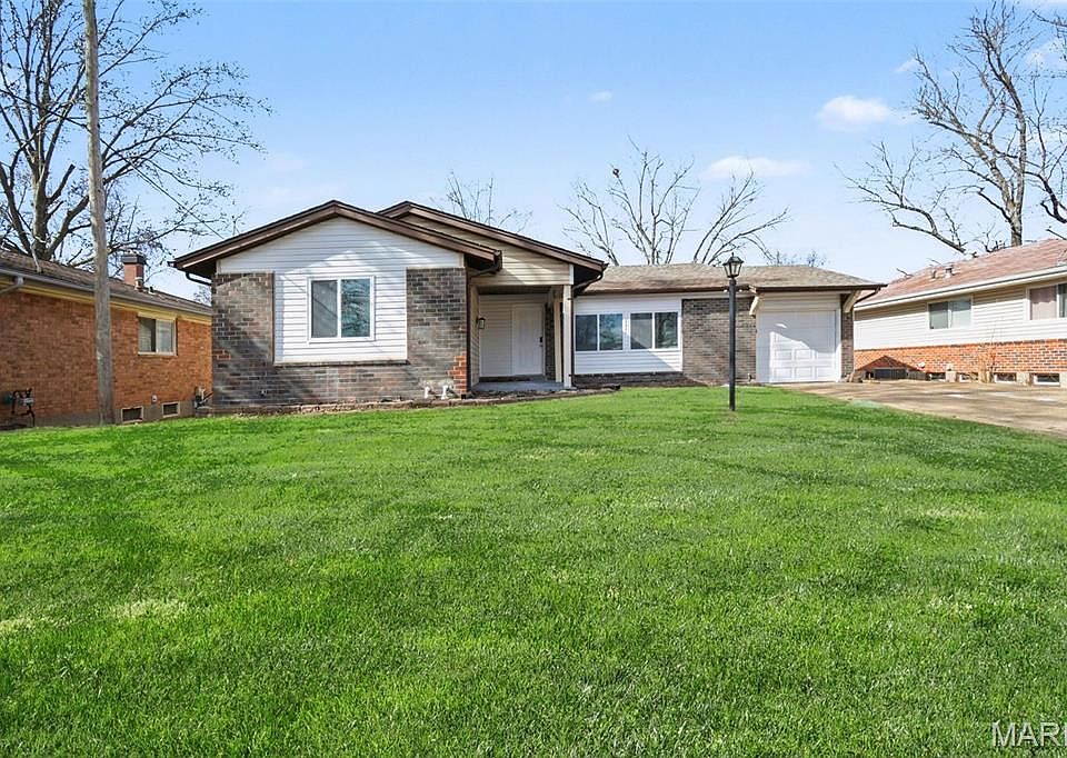 1st image of 2855 Devonshire Dr