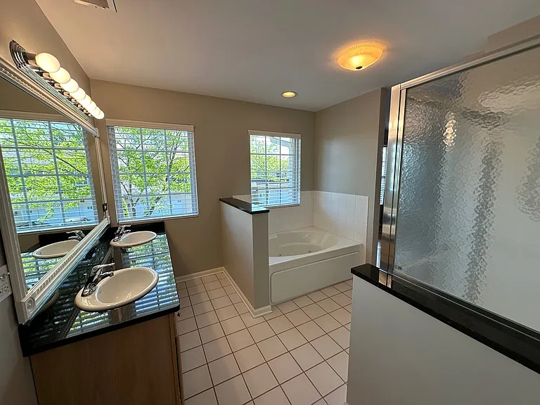 1282 Walnut Glen Dr — Photo 18