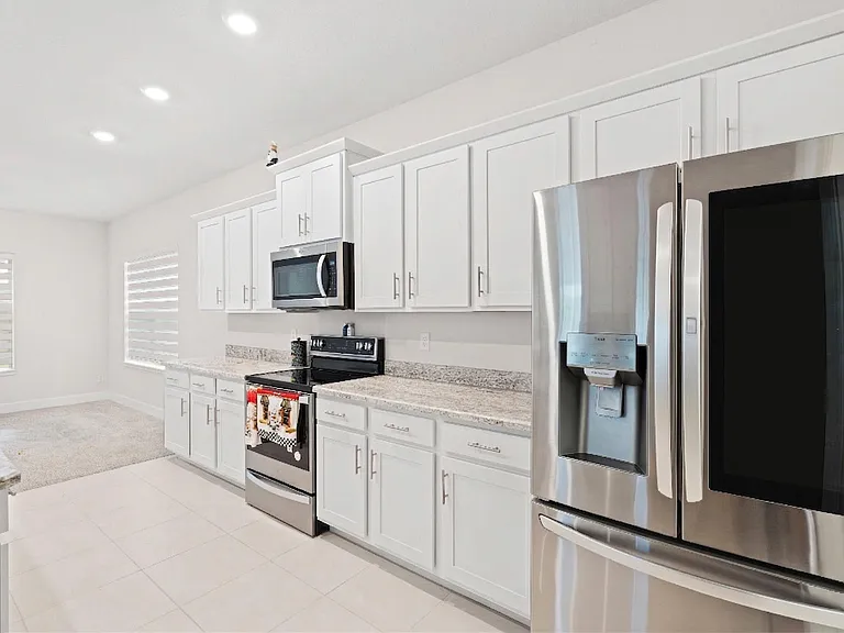 692 NE Turtleback Trl — Photo 14