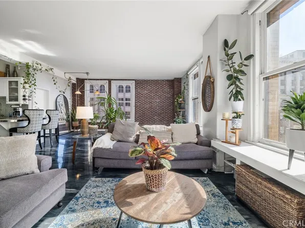 215 W 7th St APT 1008, Los Angeles, CA 90014