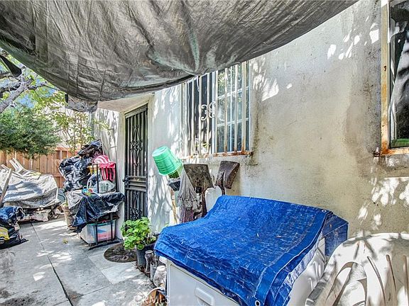 5th image of 3064 Isabel Dr