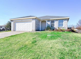 1001 Buckingham Dr, Forney, TX 75126