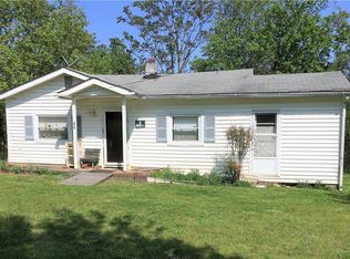 270 Dan Bryant Rd, Pilot Mountain, NC 27041