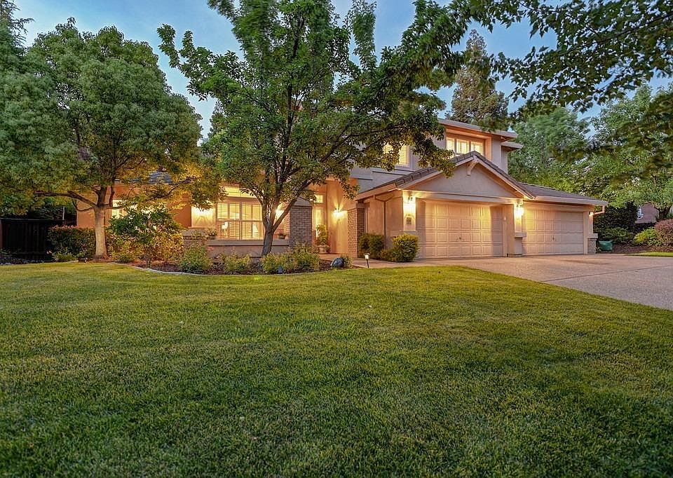 1st image of 3887 Calais Way