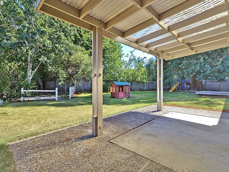 17880 NW Tillamook Dr — Photo 13