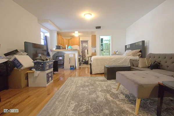 Rented by Corcoran | media 24