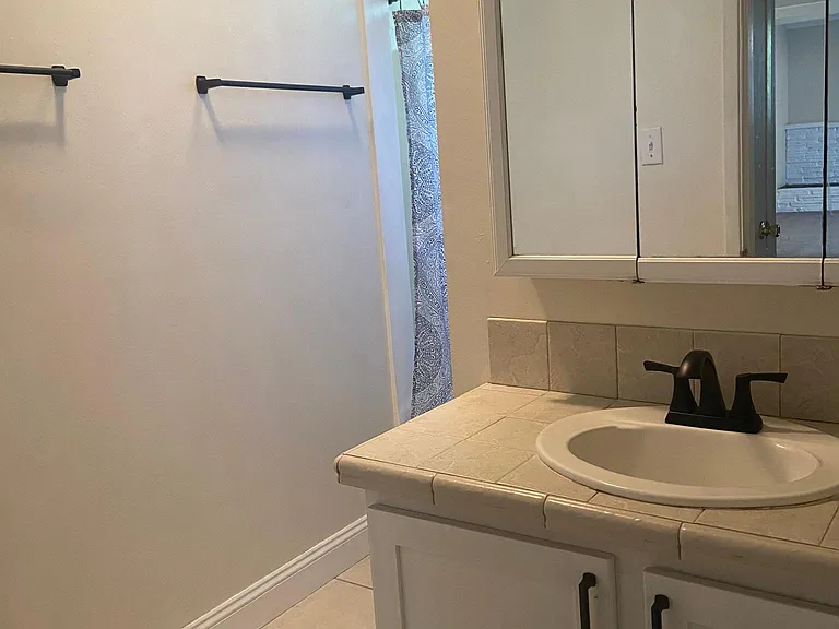 8547 La Riviera Dr — Photo 10