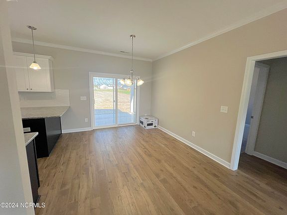 5th image of 103 Wellmyre Court