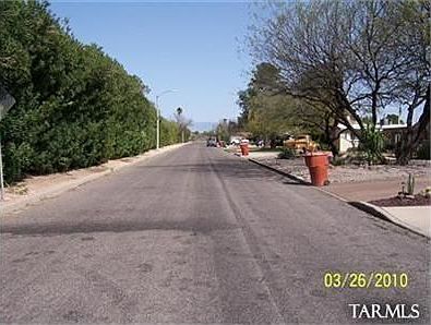 2nd image of 2810 E Arroyo Chico