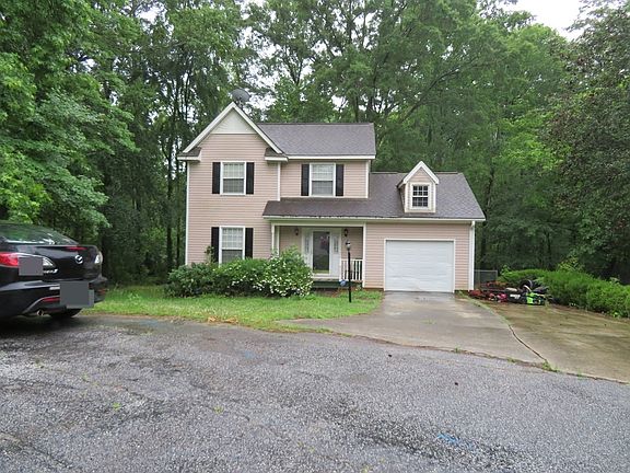 3rd image of 211 Alpine Way