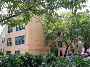 2703 W Belden Ave, Chicago, IL 60647