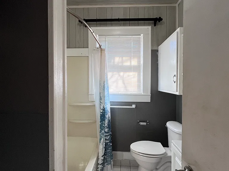 800 Clifton Ct — Photo 14