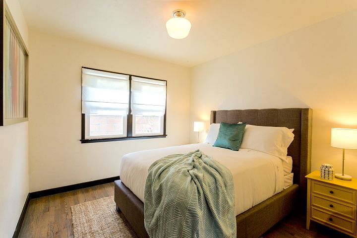 1st image of 3922 McLaughlin Ave