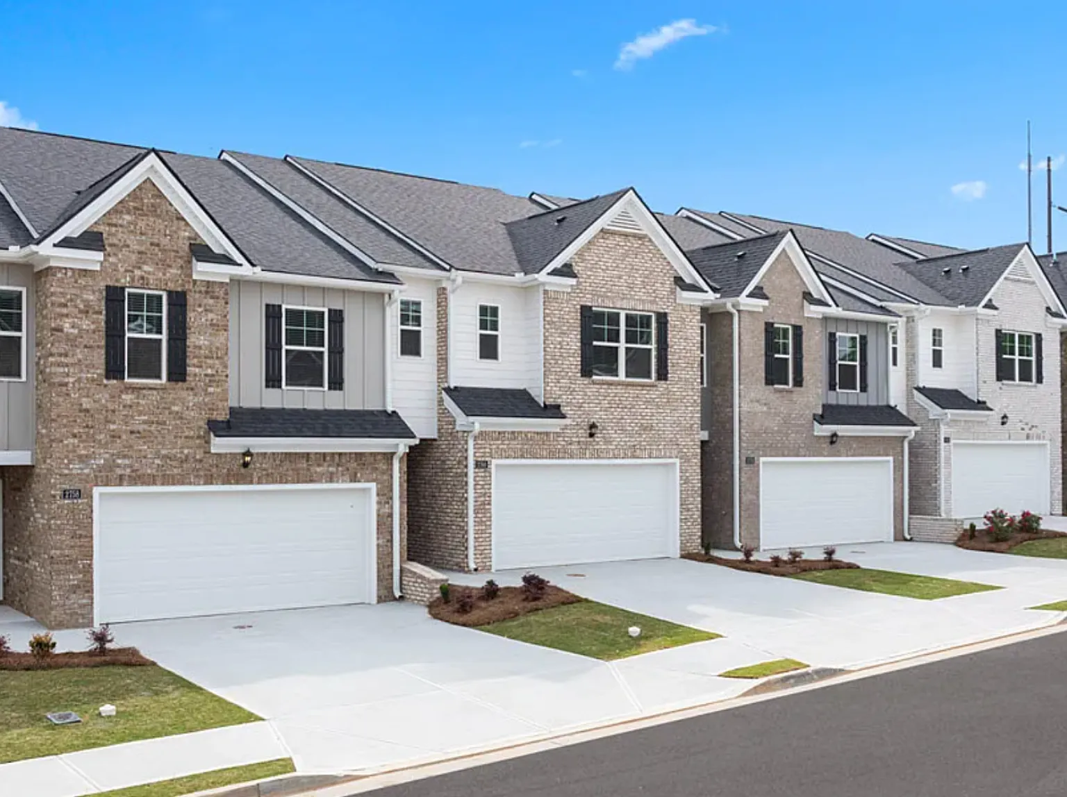 Townhome Available for Rent — Photo 2