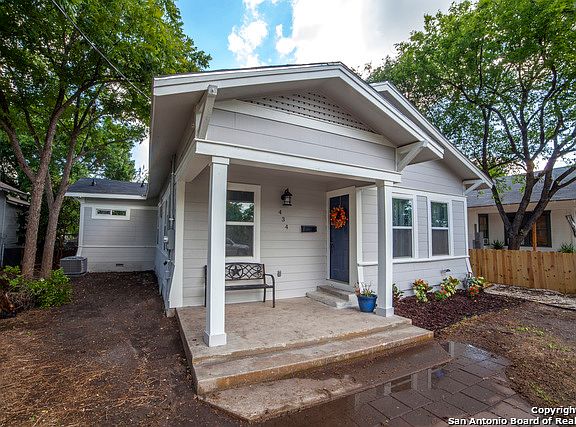 3rd image of 434 Dunning Ave