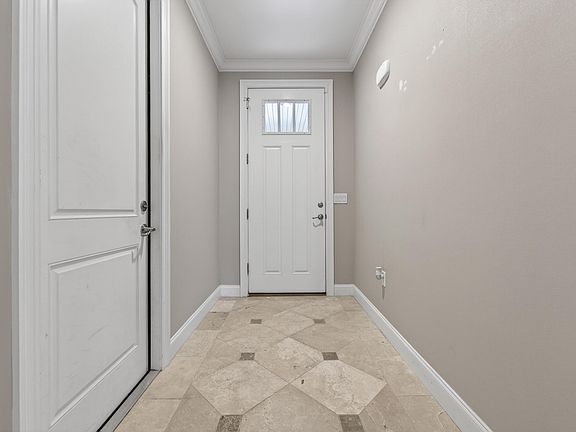 4th image of 106 Arrowhead Way