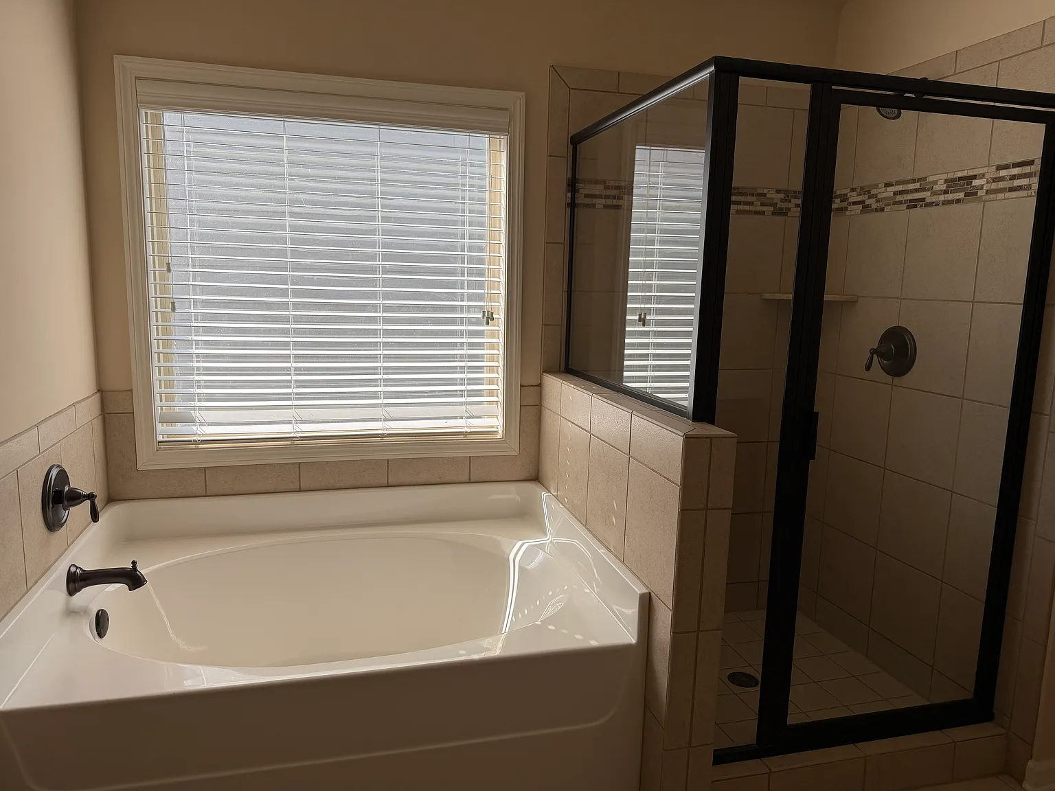 1280 Apple Blossom Dr — Photo 3