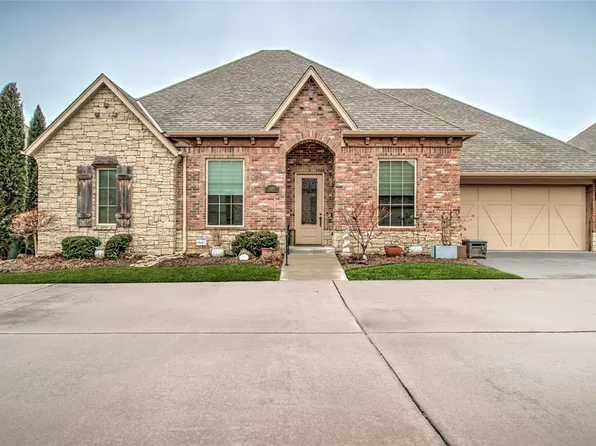 1107 Villas Creek Dr, Edmond, OK 73003