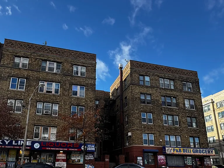 729 Martin Luther King Blvd #22A — Photo 1