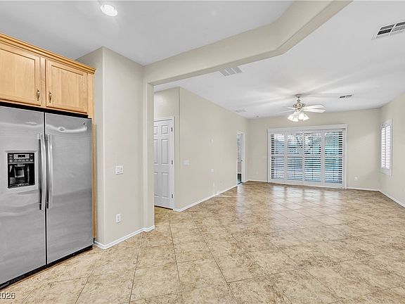 4th image of 6071 Saddle Horse Ave