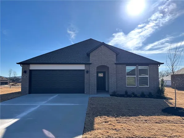 447 W Taverner Xing, Farmington, AR 72730