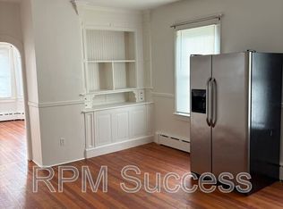 19 Stephen St APT 1, New Bedford, MA 02740
