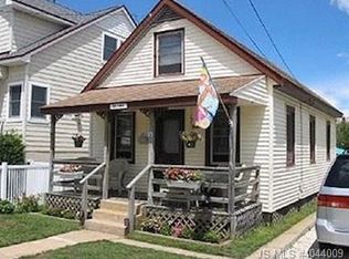 7 E Jeanette Ave, Brant Beach, NJ 08008