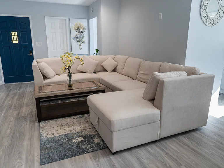 1507 S Roosevelt Ave — Photo 1