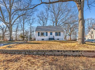 166 Broadmere Rd, Stratford, CT 06614