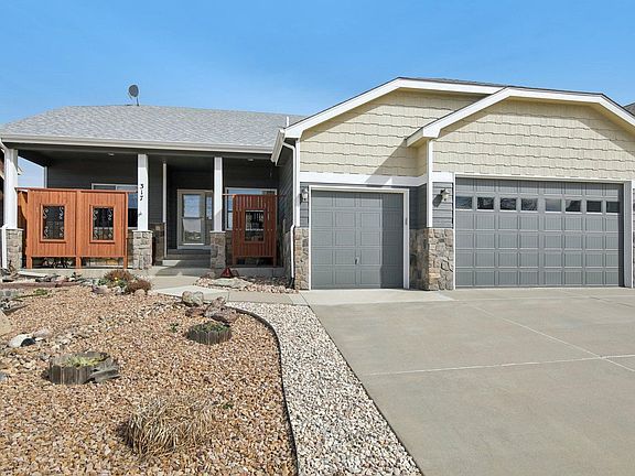3rd image of 317 Kirkland Ln
