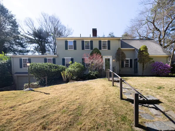 52 Wood Pond Road, Glastonbury, CT 06033