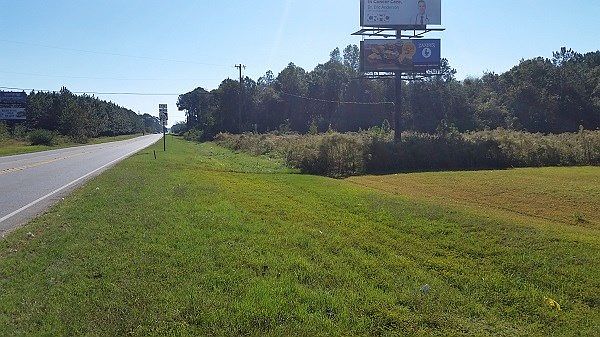 2nd image of 2559 Hwy 32 W