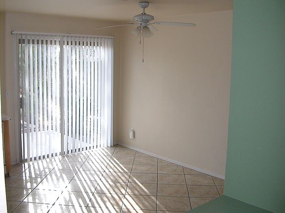 5th image of 10517 W Robin Ln