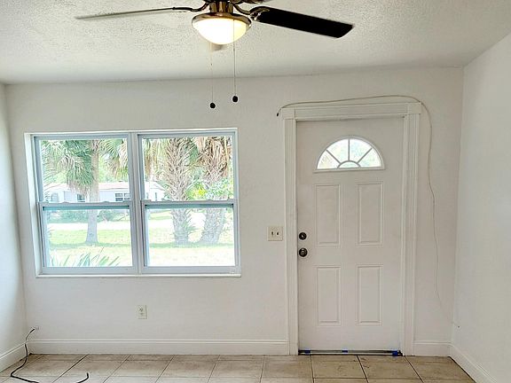 2nd image of 916 NW 11th Street