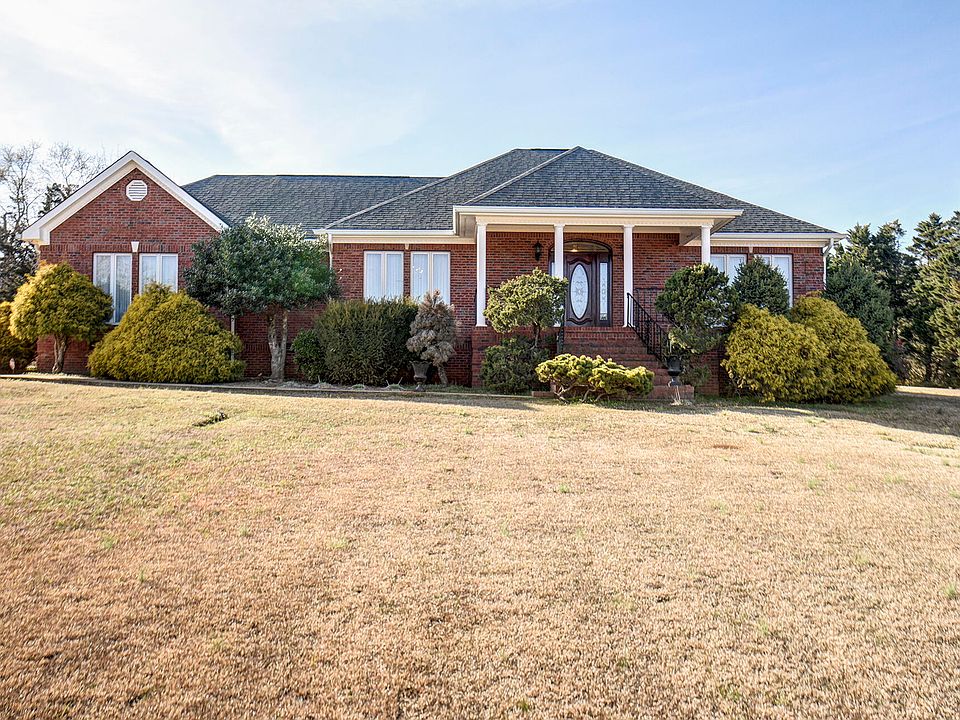 1st image of 1811 Clayton Dr
