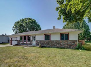 515 Louise Ln, Beaver Dam, WI 53916