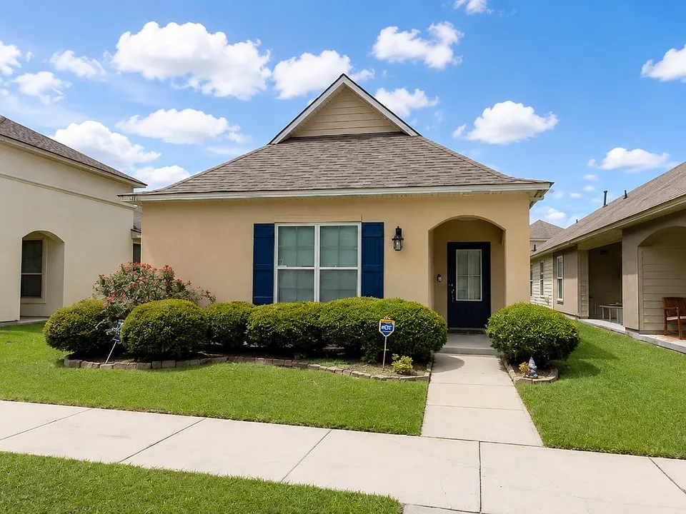 1446 Granby Dr