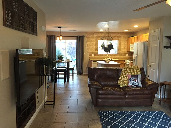 3rd image of 10808 Habanero Way SE