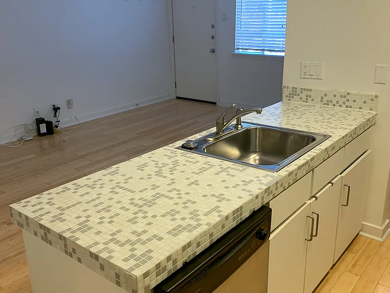 2303 E Side Dr #220 — Photo 7