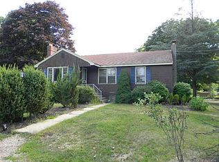 311 Hazelnut Hill Rd, Groton, CT 06340