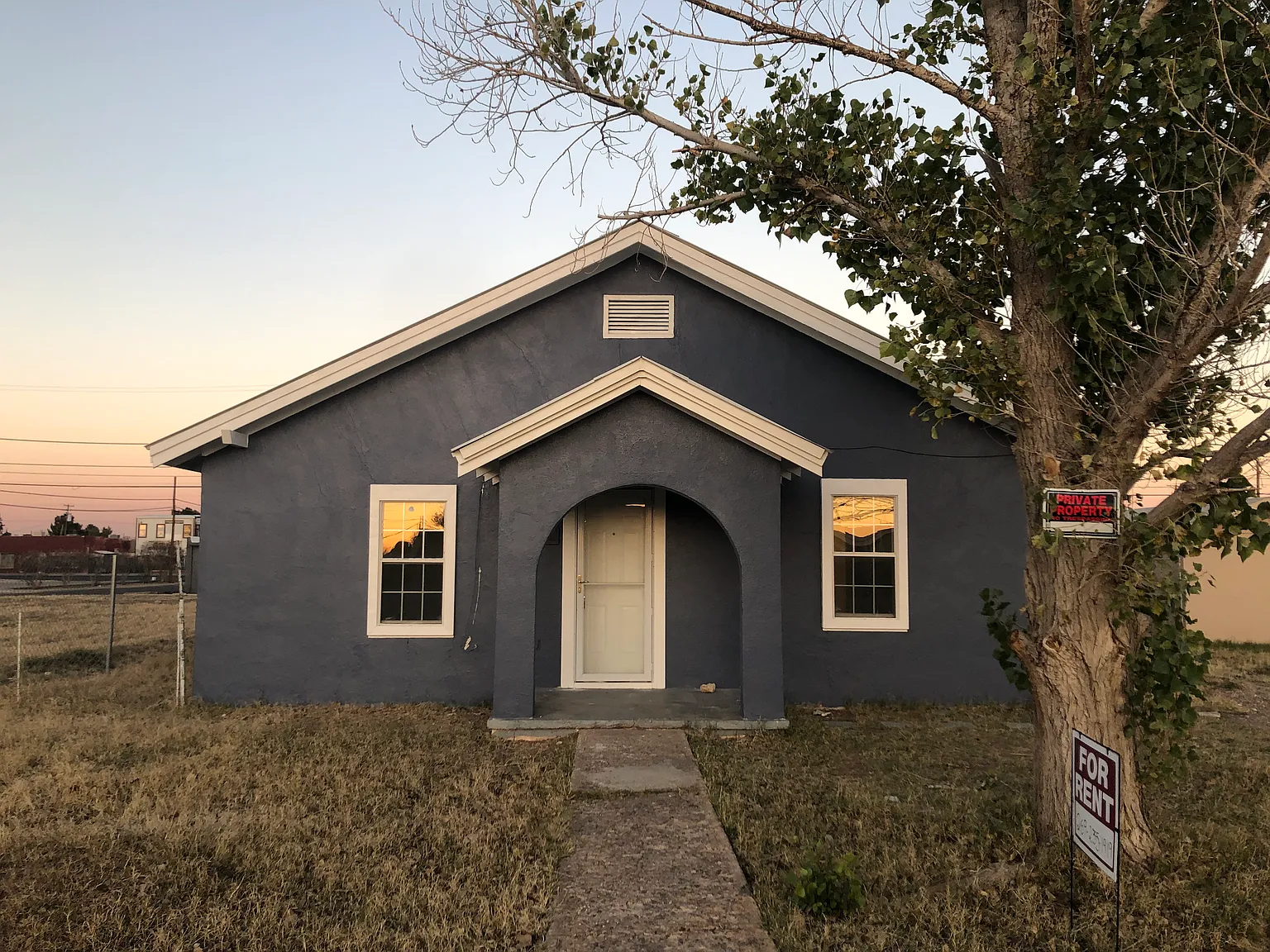 2 bed, 918 sqft, $1,700 — Photo 1