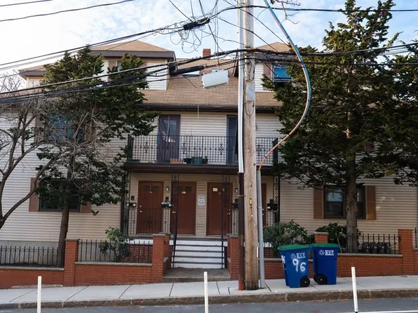 96 Cedar St, Somerville, MA 02143