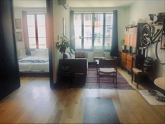 Rented by EXR | media 5