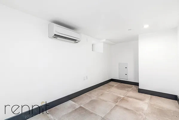 Rented by Rennit Inc. | media 42