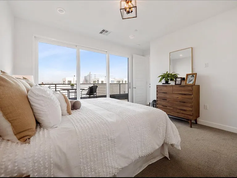 287 Dockside Ln — Photo 3