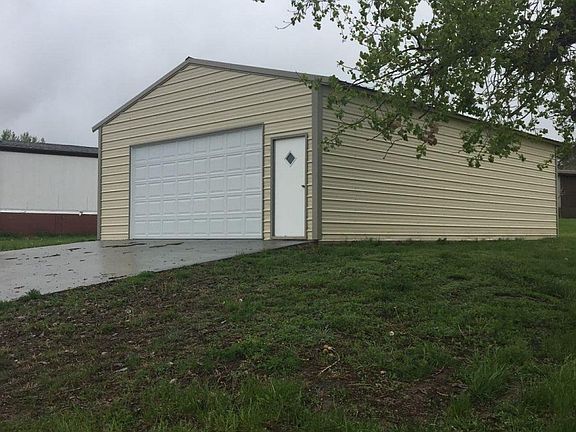 2nd image of 1708 Vista Dr