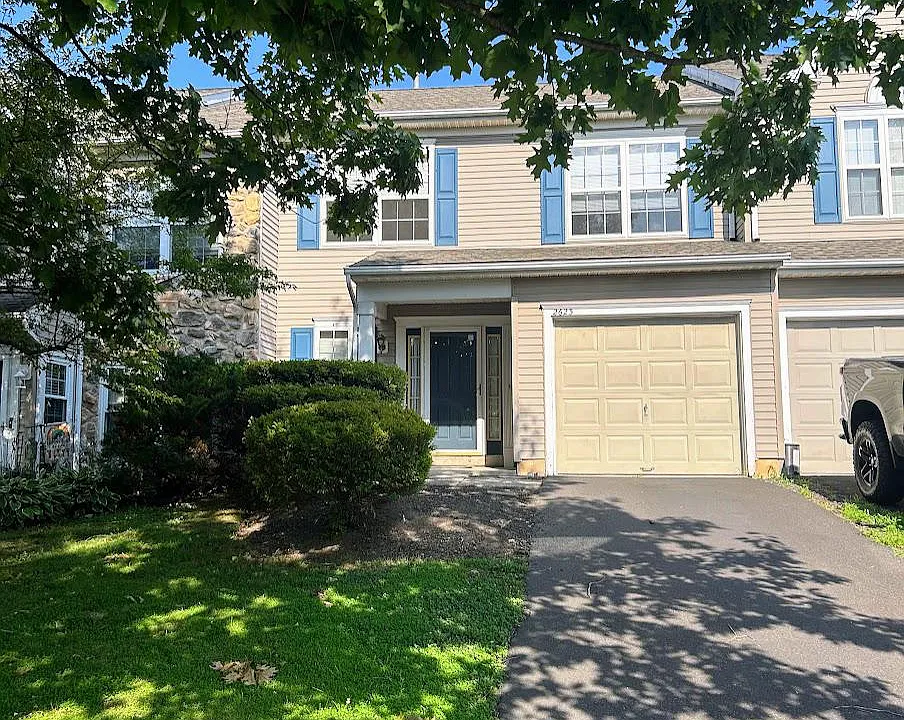 2623 Virginia Ln