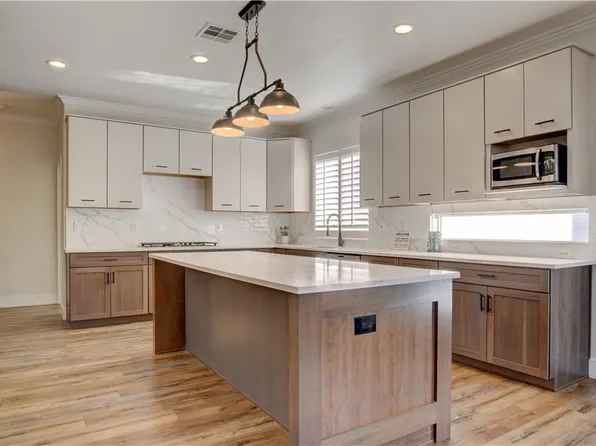 233 Leaf Bud Ct, Henderson, NV 89074