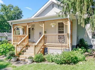 304 N Center St, Colfax, IL 61728