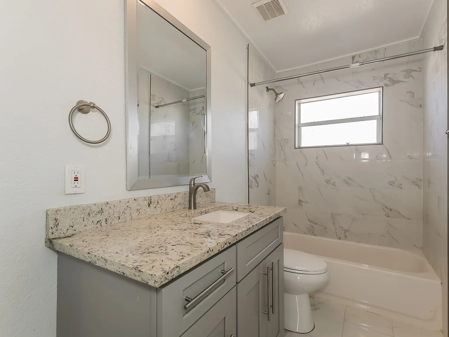315 D Street Unit 1 - Unit... — Photo 4